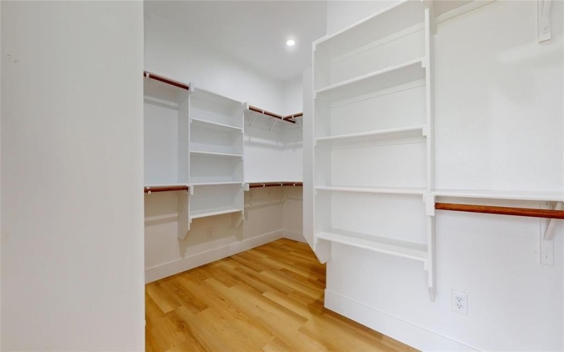 956 County Road 4108, Greenville, TX 75401, 4 Habitaciones Habitaciones , ,2 BañosBaños,Residential,En Venta,956 County Road 4108,0,21206831