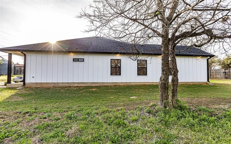 201 Grandview Street, Cleburne, TX 76031, 3 Habitaciones Habitaciones , ,2 BañosBaños,Residential,En Venta,201 Grandview Street,0,21206952