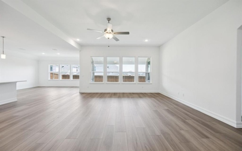 545 Carriage Hill Road, Midlothian, TX 76065, 3 Bedrooms Bedrooms, ,2 BathroomsBathrooms,Residential,For Sale,545 Carriage Hill Road,0,21207072