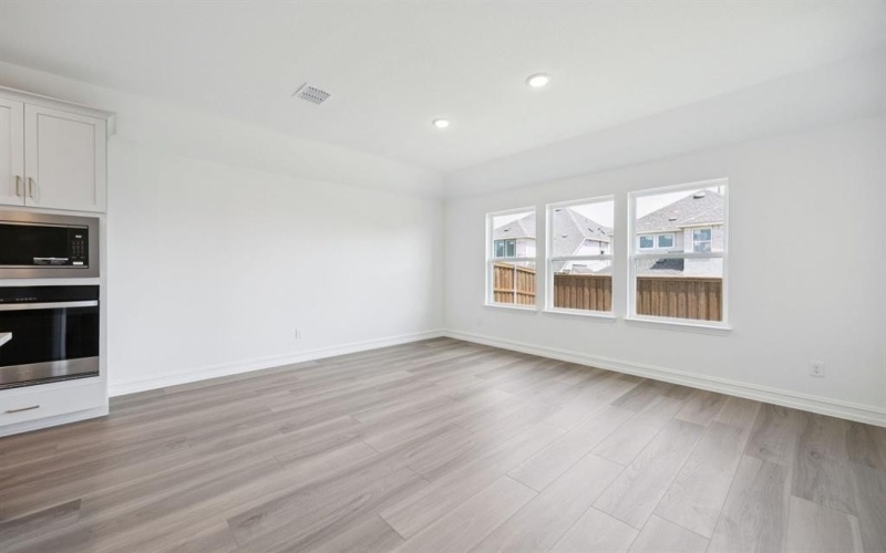 545 Carriage Hill Road, Midlothian, TX 76065, 3 Bedrooms Bedrooms, ,2 BathroomsBathrooms,Residential,For Sale,545 Carriage Hill Road,0,21207072