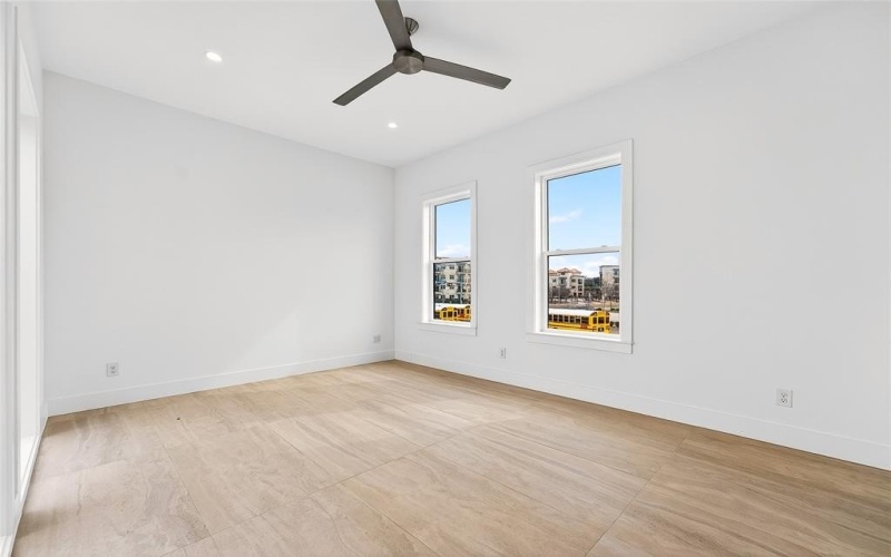 328 Lavender Drive, Richardson, TX 75081, 5 Habitaciones Habitaciones , ,6 BañosBaños,Residential,En Venta,328 Lavender Drive,0,21175086