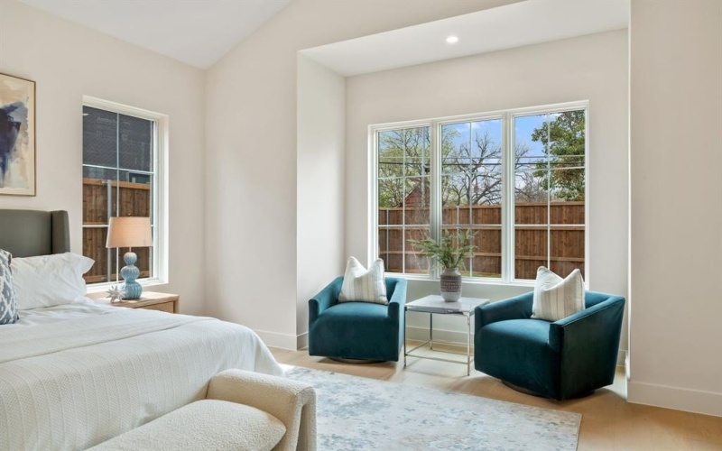 10917 Beauty Lane, Dallas, TX 75229, 4 Bedrooms Bedrooms, ,5 BathroomsBathrooms,Residential,For Sale,10917 Beauty Lane,0,21175552