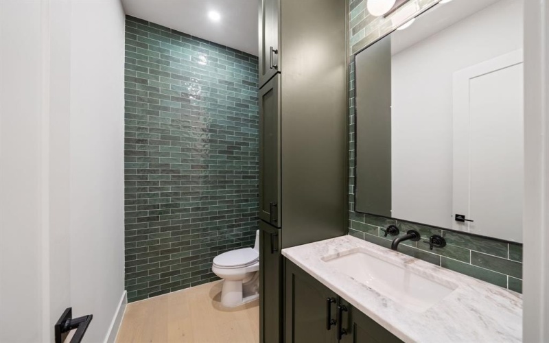 10917 Beauty Lane, Dallas, TX 75229, 4 Bedrooms Bedrooms, ,5 BathroomsBathrooms,Residential,For Sale,10917 Beauty Lane,0,21175552