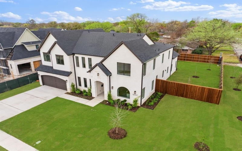 10917 Beauty Lane, Dallas, TX 75229, 4 Bedrooms Bedrooms, ,5 BathroomsBathrooms,Residential,For Sale,10917 Beauty Lane,0,21175552