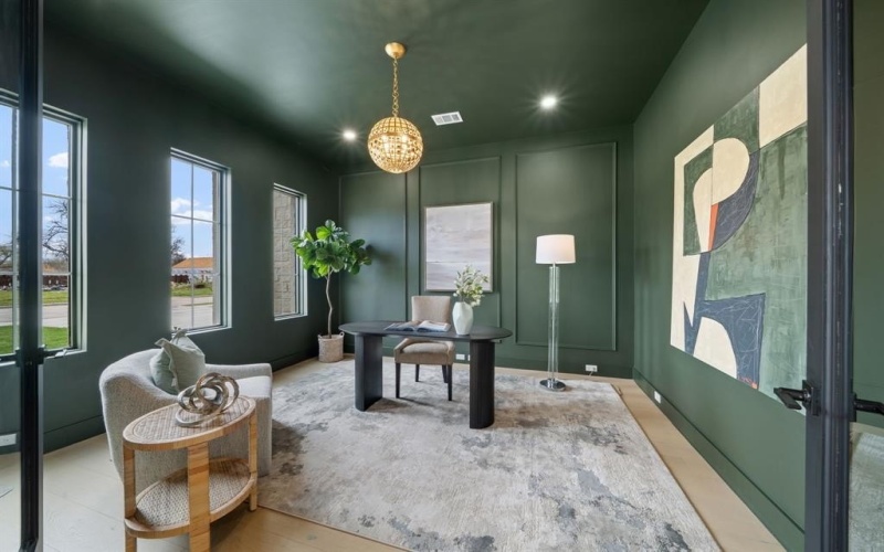 10917 Beauty Lane, Dallas, TX 75229, 4 Bedrooms Bedrooms, ,5 BathroomsBathrooms,Residential,For Sale,10917 Beauty Lane,0,21175552