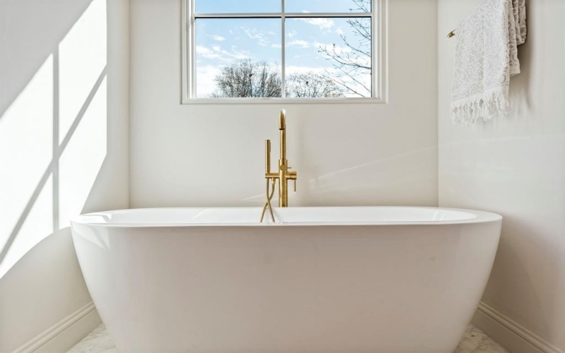 3207 Latham Drive, Dallas, TX 75229, 5 Habitaciones Habitaciones , ,6 BañosBaños,Residential,En Venta,3207 Latham Drive,0,21182275