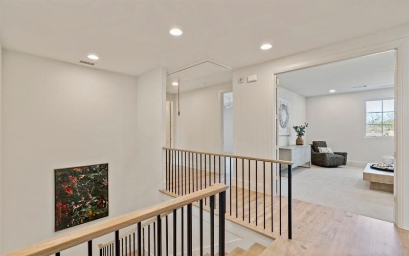 3207 Latham Drive, Dallas, TX 75229, 5 Habitaciones Habitaciones , ,6 BañosBaños,Residential,En Venta,3207 Latham Drive,0,21182275