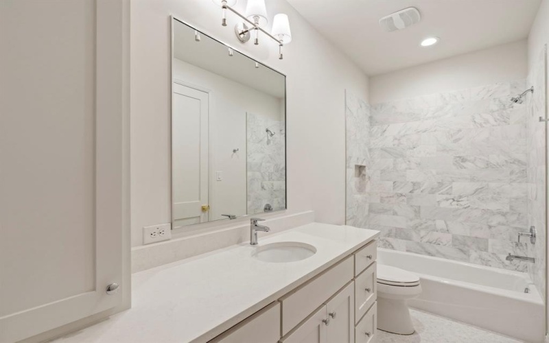 3207 Latham Drive, Dallas, TX 75229, 5 Habitaciones Habitaciones , ,6 BañosBaños,Residential,En Venta,3207 Latham Drive,0,21182275