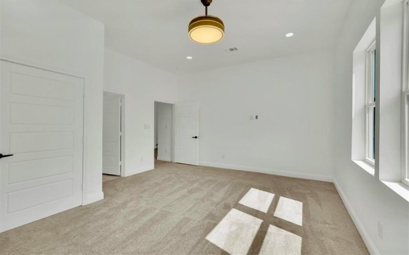 2902 Jim Street, Dallas, TX 75212, 3 Habitaciones Habitaciones , ,3 BañosBaños,Residential,En Venta,2902 Jim Street,0,21201678