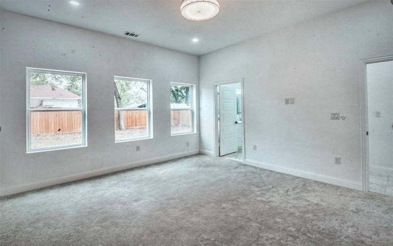 2902 Jim Street, Dallas, TX 75212, 3 Habitaciones Habitaciones , ,3 BañosBaños,Residential,En Venta,2902 Jim Street,0,21201678