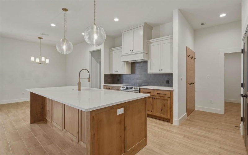 421 Redbud Lane, Tolar, TX 76476, 4 Habitaciones Habitaciones , ,2 BañosBaños,Residential,En Venta,421 Redbud Lane,0,21201854