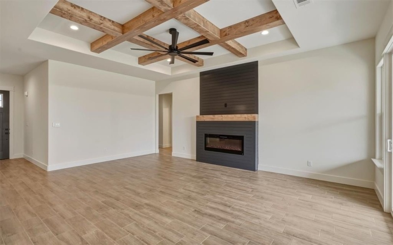 421 Redbud Lane, Tolar, TX 76476, 4 Habitaciones Habitaciones , ,2 BañosBaños,Residential,En Venta,421 Redbud Lane,0,21201854