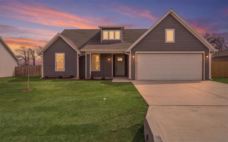 421 Redbud Lane, Tolar, TX 76476, 4 Habitaciones Habitaciones , ,2 BañosBaños,Residential,En Venta,421 Redbud Lane,0,21201854