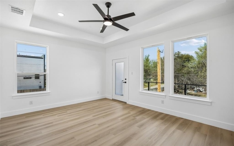 2402 Dyson Street, Dallas, TX 75215, 3 Habitaciones Habitaciones , ,3 BañosBaños,Residential,En Venta,2402 Dyson Street,0,21202216