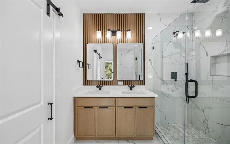 2402 Dyson Street, Dallas, TX 75215, 3 Habitaciones Habitaciones , ,3 BañosBaños,Residential,En Venta,2402 Dyson Street,0,21202216