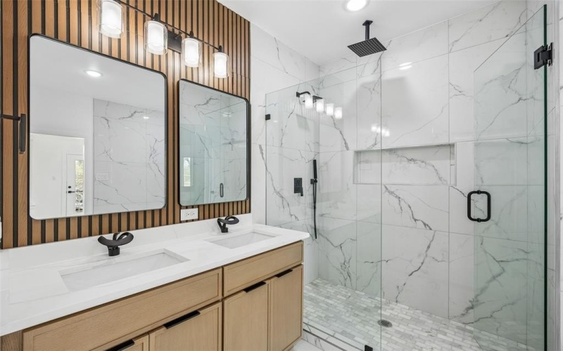 2402 Dyson Street, Dallas, TX 75215, 3 Habitaciones Habitaciones , ,3 BañosBaños,Residential,En Venta,2402 Dyson Street,0,21202216