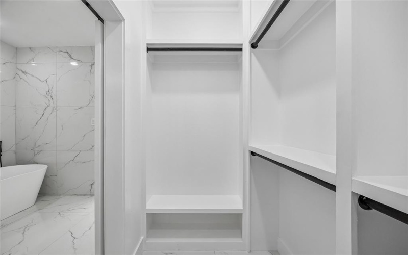 2402 Dyson Street, Dallas, TX 75215, 3 Habitaciones Habitaciones , ,3 BañosBaños,Residential,En Venta,2402 Dyson Street,0,21202216