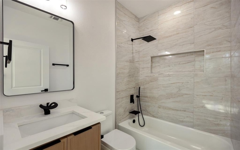 2402 Dyson Street, Dallas, TX 75215, 3 Habitaciones Habitaciones , ,3 BañosBaños,Residential,En Venta,2402 Dyson Street,0,21202216