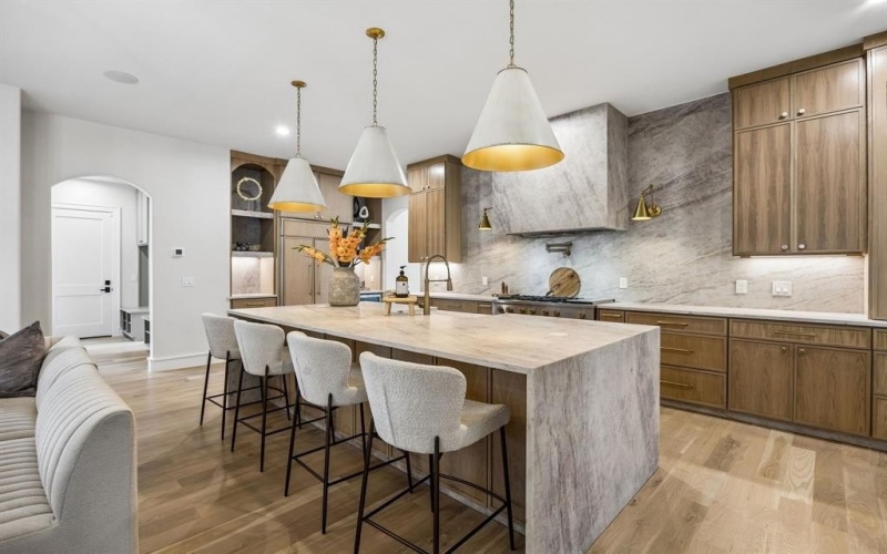 7272 Tangleglen Place, Dallas, TX 75248, 5 Habitaciones Habitaciones , ,6 BañosBaños,Residential,En Venta,7272 Tangleglen Place,0,21202331