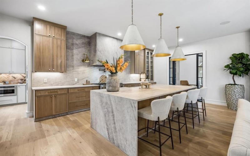 7272 Tangleglen Place, Dallas, TX 75248, 5 Habitaciones Habitaciones , ,6 BañosBaños,Residential,En Venta,7272 Tangleglen Place,0,21202331