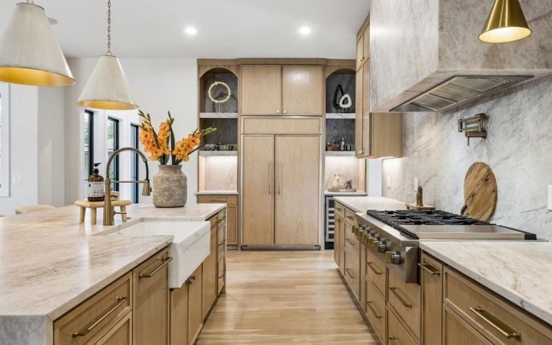 7272 Tangleglen Place, Dallas, TX 75248, 5 Habitaciones Habitaciones , ,6 BañosBaños,Residential,En Venta,7272 Tangleglen Place,0,21202331