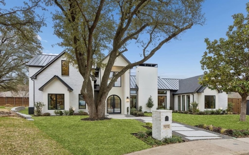 7272 Tangleglen Place, Dallas, TX 75248, 5 Habitaciones Habitaciones , ,6 BañosBaños,Residential,En Venta,7272 Tangleglen Place,0,21202331