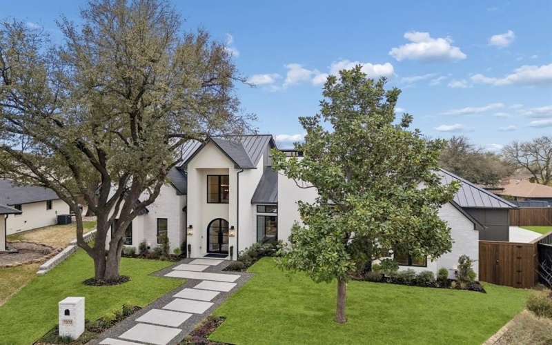 7272 Tangleglen Place, Dallas, TX 75248, 5 Habitaciones Habitaciones , ,6 BañosBaños,Residential,En Venta,7272 Tangleglen Place,0,21202331