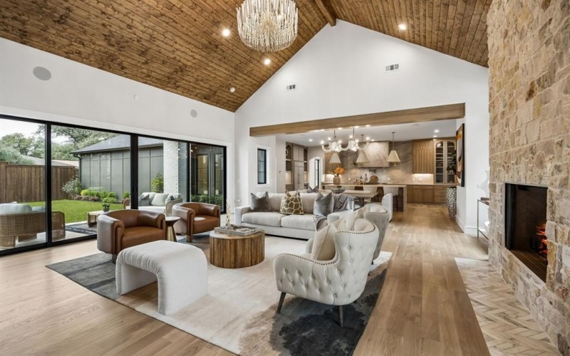 7272 Tangleglen Place, Dallas, TX 75248, 5 Habitaciones Habitaciones , ,6 BañosBaños,Residential,En Venta,7272 Tangleglen Place,0,21202331