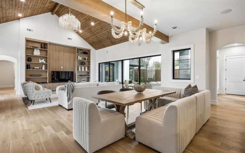 7272 Tangleglen Place, Dallas, TX 75248, 5 Habitaciones Habitaciones , ,6 BañosBaños,Residential,En Venta,7272 Tangleglen Place,0,21202331