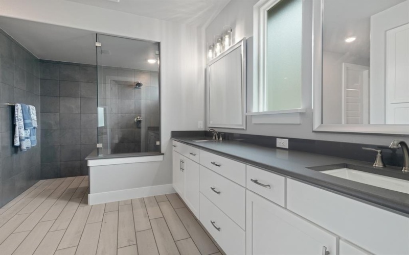 10817 Drinkwater Drive, Denton, TX 76207, 2 Habitaciones Habitaciones , ,2 BañosBaños,Residential,En Venta,10817 Drinkwater Drive,0,21202625