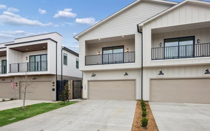 5605 Santa Fe Avenue, Dallas, TX 75214, 4 Habitaciones Habitaciones , ,3 BañosBaños,Residential,En Venta,5605 Santa Fe Avenue,0,21202817