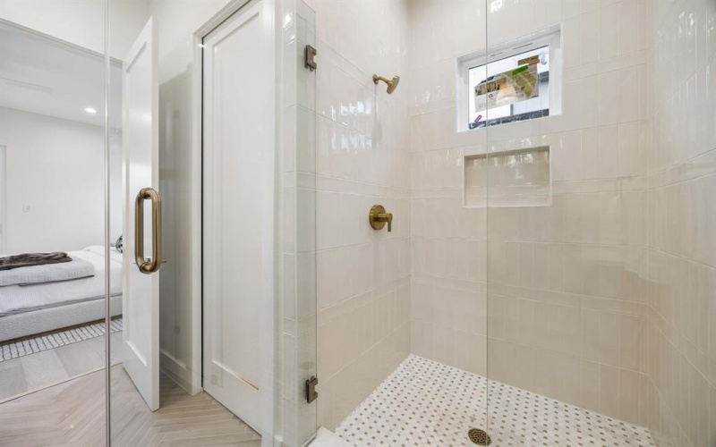 5605 Santa Fe Avenue, Dallas, TX 75214, 4 Habitaciones Habitaciones , ,3 BañosBaños,Residential,En Venta,5605 Santa Fe Avenue,0,21202817