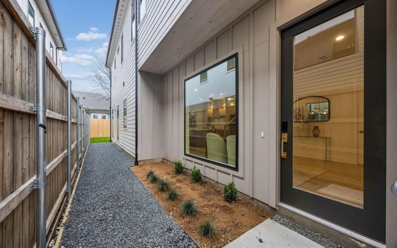 5605 Santa Fe Avenue, Dallas, TX 75214, 4 Habitaciones Habitaciones , ,3 BañosBaños,Residential,En Venta,5605 Santa Fe Avenue,0,21202817