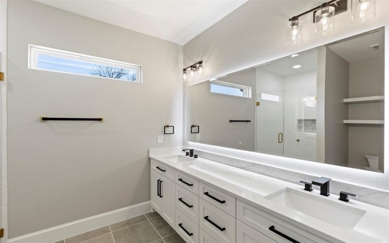 1207 Highland Drive, Arlington, TX 76010, 4 Habitaciones Habitaciones , ,2 BañosBaños,Residential,En Venta,1207 Highland Drive,0,21203316