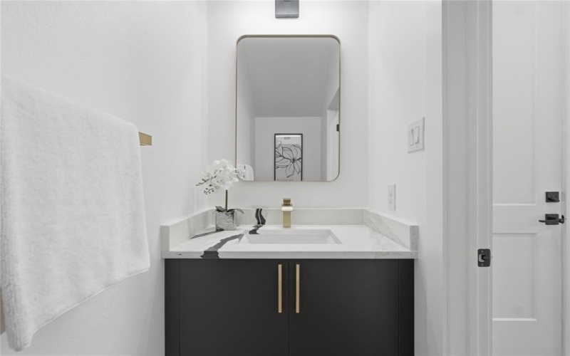 1402 Hutchins Avenue, Dallas, TX 75203, 4 Habitaciones Habitaciones , ,3 BañosBaños,Residential,En Venta,1402 Hutchins Avenue,0,21205133