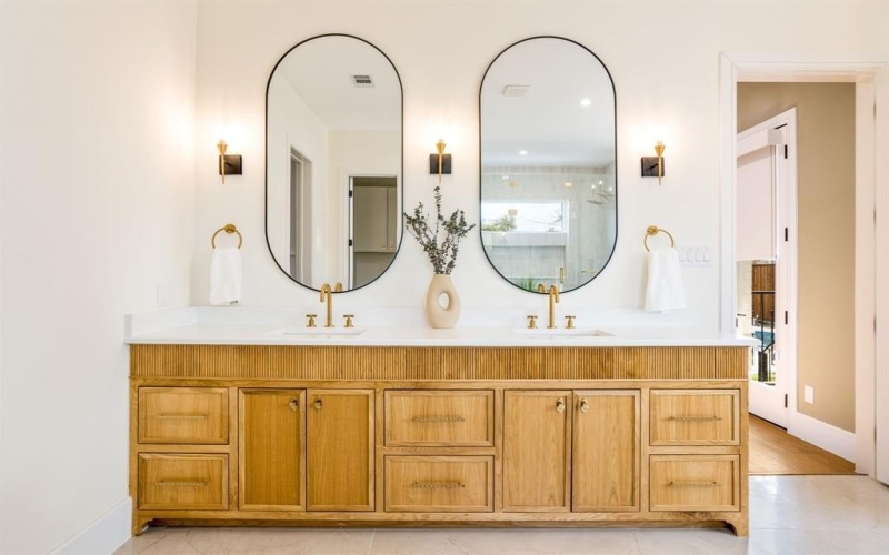 12007 Quincy Lane, Dallas, TX 75230, 5 Habitaciones Habitaciones , ,6 BañosBaños,Residential,En Venta,12007 Quincy Lane,0,21205268