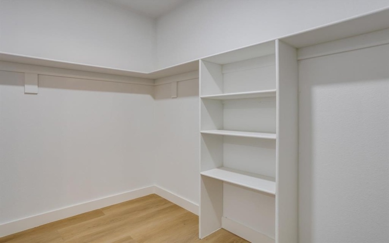 810 Premier Parkway, Grand Prairie, TX 75051, 4 Habitaciones Habitaciones , ,5 BañosBaños,Residential,En Venta,810 Premier Parkway,0,21205444