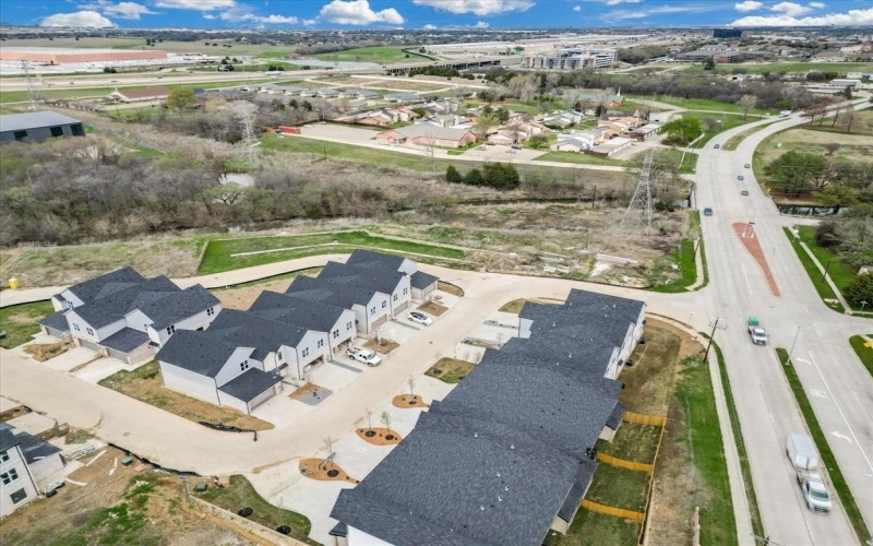 810 Premier Parkway, Grand Prairie, TX 75051, 4 Habitaciones Habitaciones , ,5 BañosBaños,Residential,En Venta,810 Premier Parkway,0,21205444