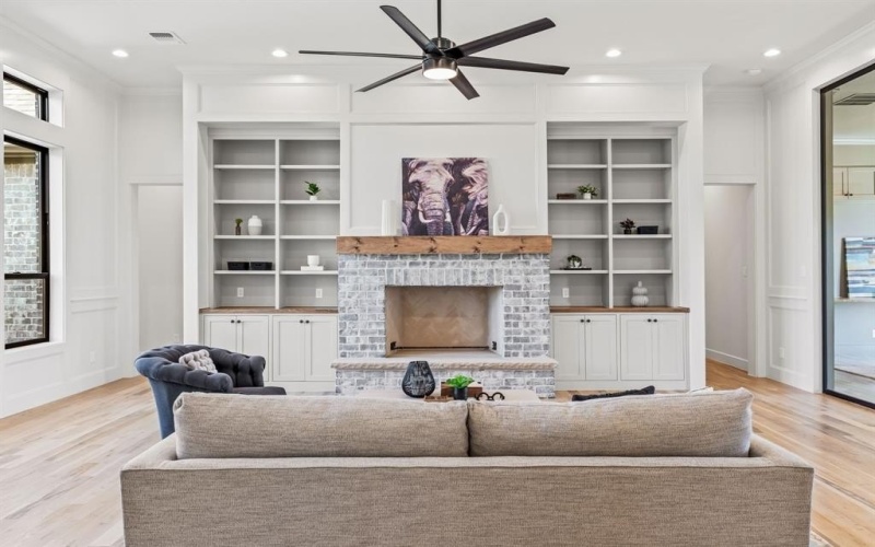 2005 Meadowlark Court, Aledo, TX 76008, 4 Habitaciones Habitaciones , ,5 BañosBaños,Residential,En Venta,2005 Meadowlark Court,0,21205492