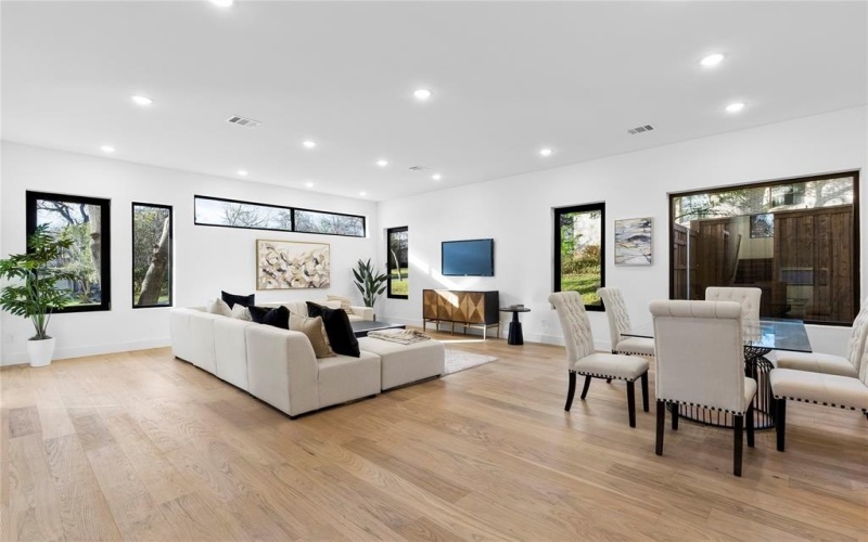 10434 Vinemont Street, Dallas, TX 75218, 4 Habitaciones Habitaciones , ,6 BañosBaños,Residential,En Venta,10434 Vinemont Street,0,21205565