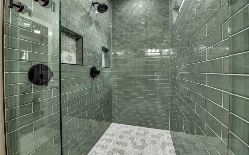 919 SW 3rd Avenue, Mineral Wells, TX 76067, 4 Bedrooms Bedrooms, ,3 BathroomsBathrooms,Residential,For Sale,919 SW 3rd Avenue,0,21205756