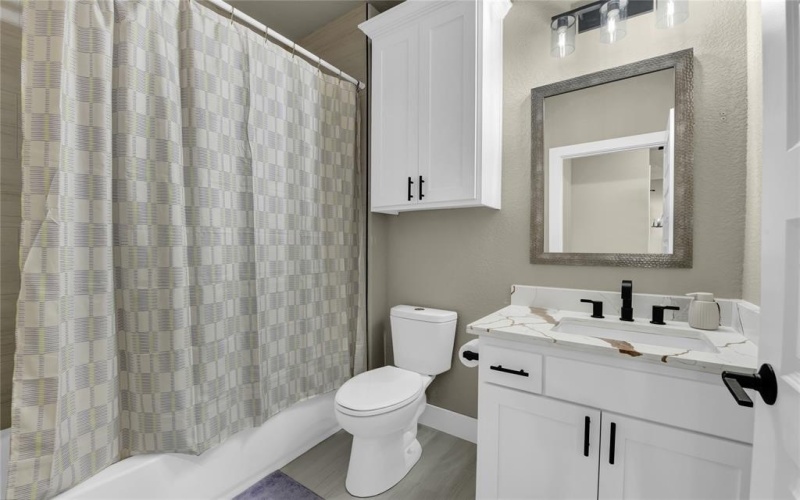 919 SW 3rd Avenue, Mineral Wells, TX 76067, 4 Bedrooms Bedrooms, ,3 BathroomsBathrooms,Residential,For Sale,919 SW 3rd Avenue,0,21205756