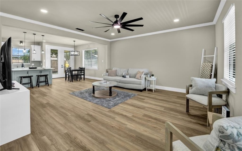 919 SW 3rd Avenue, Mineral Wells, TX 76067, 4 Bedrooms Bedrooms, ,3 BathroomsBathrooms,Residential,For Sale,919 SW 3rd Avenue,0,21205756