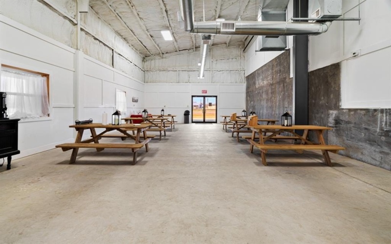 3536 E HWY 82 Highway, Paris, TX 75462, ,Commercial Sale,For Sale,3536 E HWY 82 Highway,0,21206267