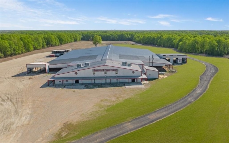 3536 E HWY 82 Highway, Paris, TX 75462, ,Commercial Sale,For Sale,3536 E HWY 82 Highway,0,21206267