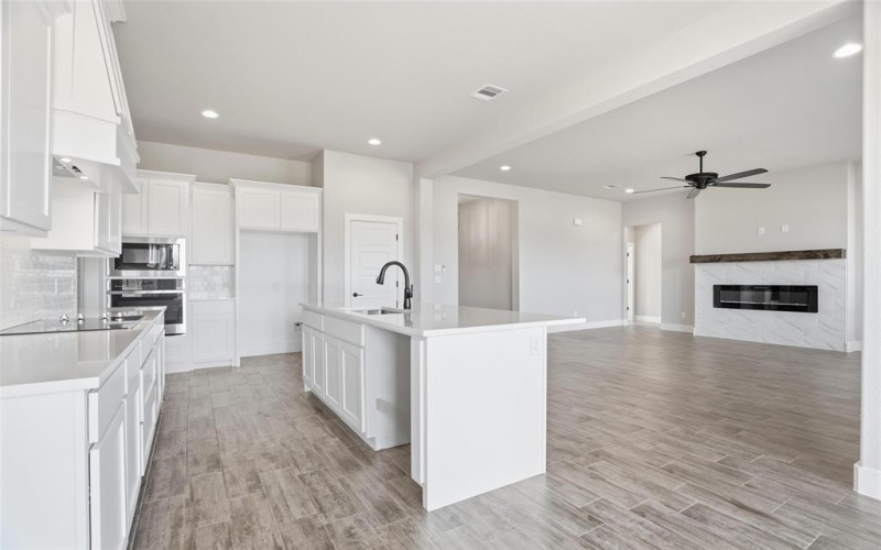 1102 Colt Road, Springtown, TX 76082, 4 Habitaciones Habitaciones , ,2 BañosBaños,Residential,En Venta,1102 Colt Road,0,21206450