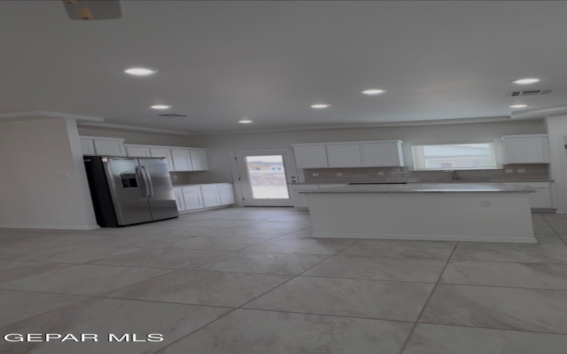 416 Josefa Cerezerez Street, Vinton, TX 79821, 3 Habitaciones Habitaciones , ,2 BañosBaños,Residential,En Venta,416 Josefa Cerezerez Street,0,940167