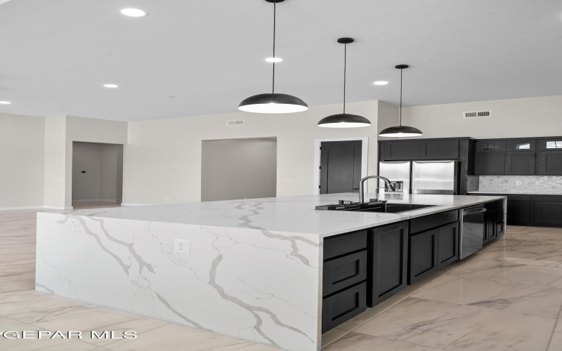 617 Lacy Oad Way, El Paso, TX 79928, 4 Habitaciones Habitaciones , ,3 BañosBaños,Residential,En Venta,617 Lacy Oad Way,0,940180