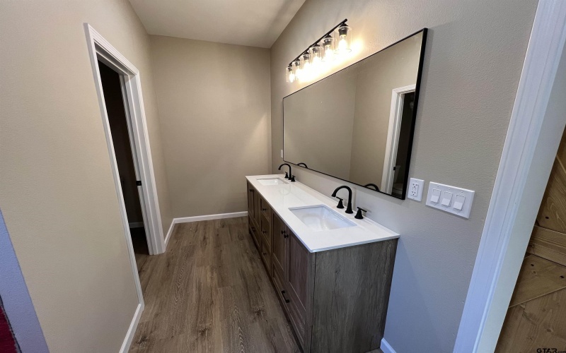 160 CR 4302, Naples, TX 75568, 3 Bedrooms Bedrooms, ,2 BathroomsBathrooms,Residential,For Sale,160 CR 4302,0,26003530