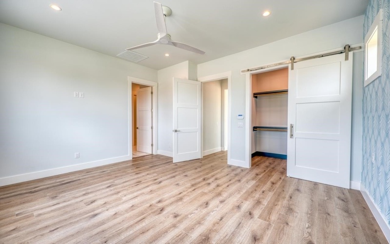 320 Lake Street, Kingsland, TX 78639, 5 Habitaciones Habitaciones , ,5 BañosBaños,Residential,En Venta,320 Lake Street,0,176968